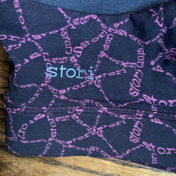 STORI BLACK WITH PURPLE LOGO PATTERN ICON LOW SUPPORT PAD SPORTS BRA NWT- SIZE 6 - Picture 3 of 3